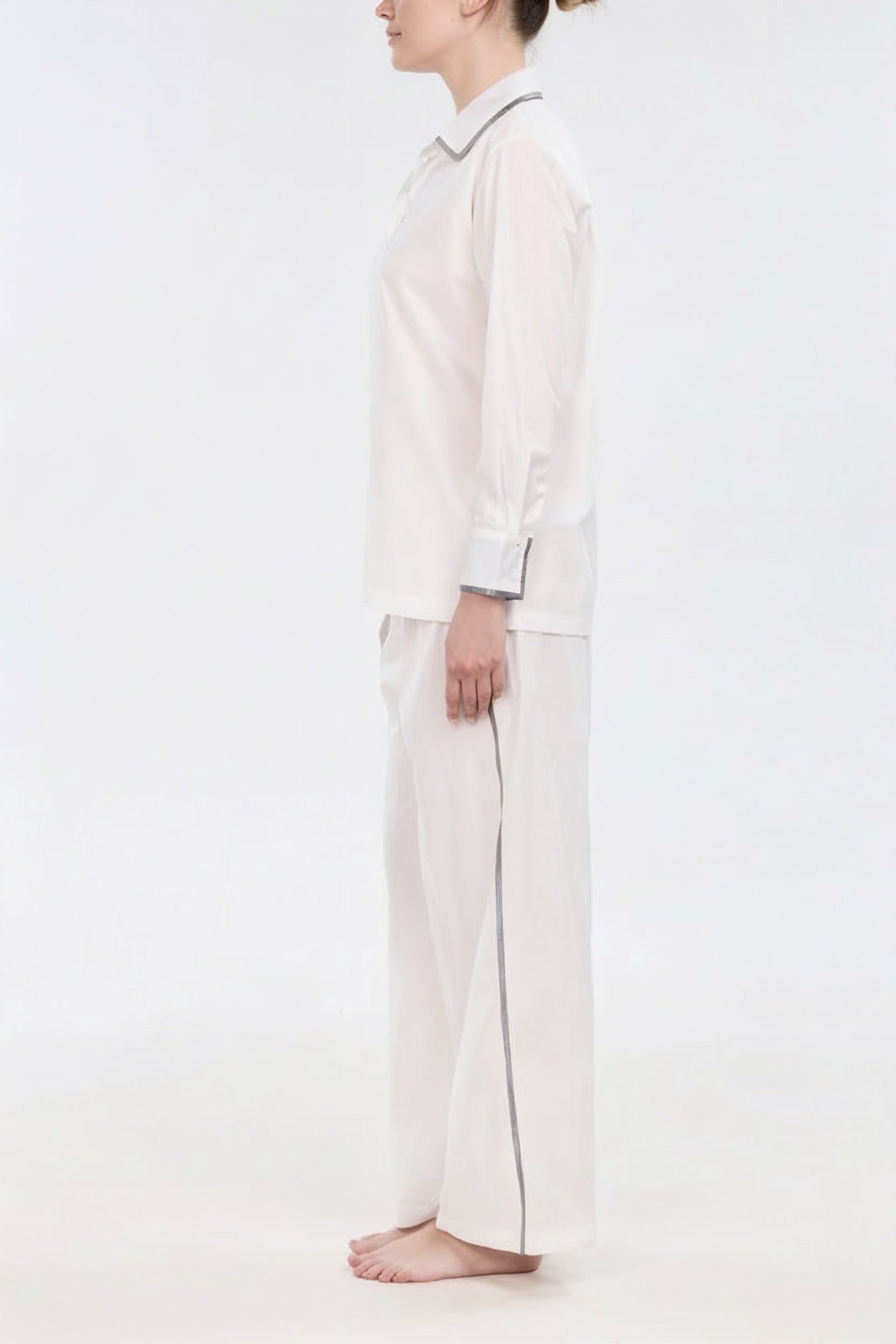 Long Sleeve Pajama Set With Contrast Trim - Silver/Cream