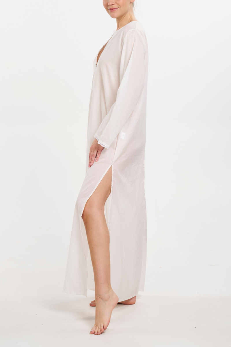 Valentina Kaftan - White