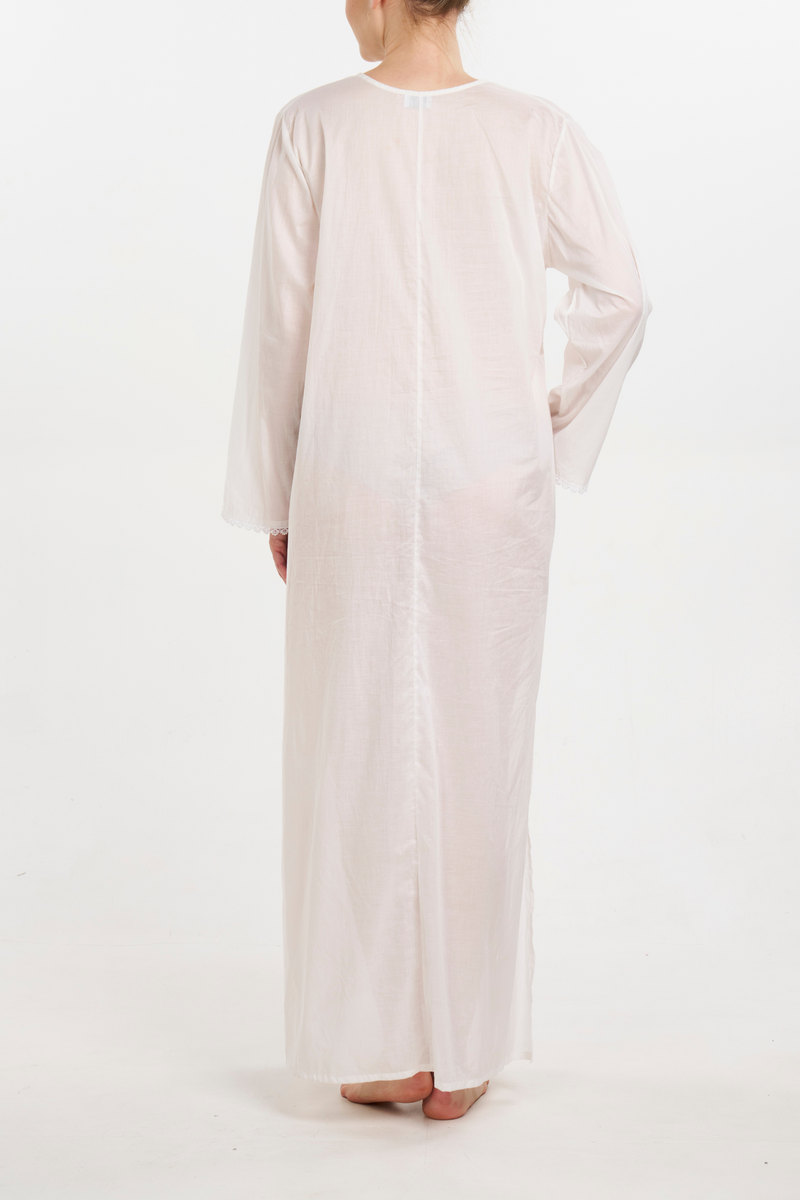 Valentina Kaftan - White