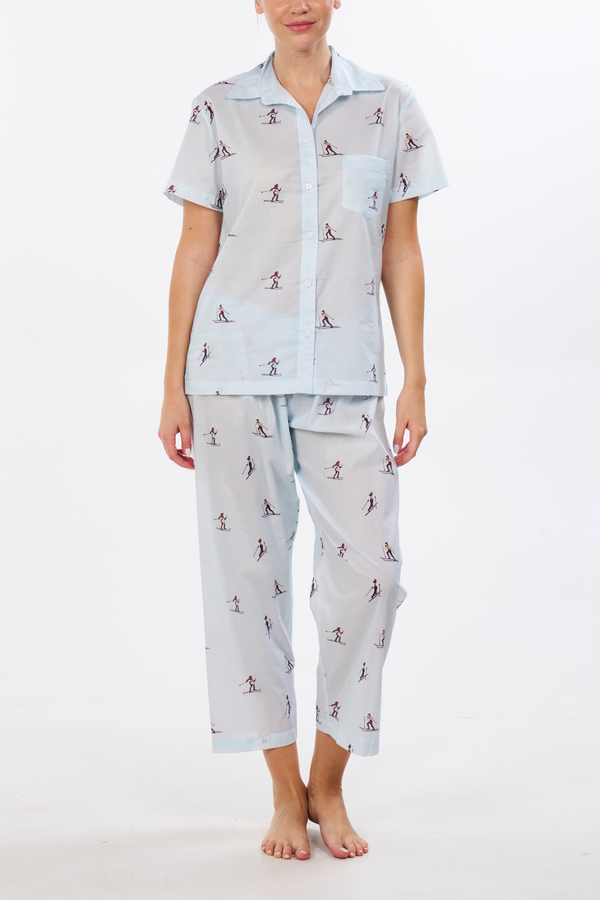 Short Sleeve Pajama Set with Cropped Pants - Cross Country Skiers